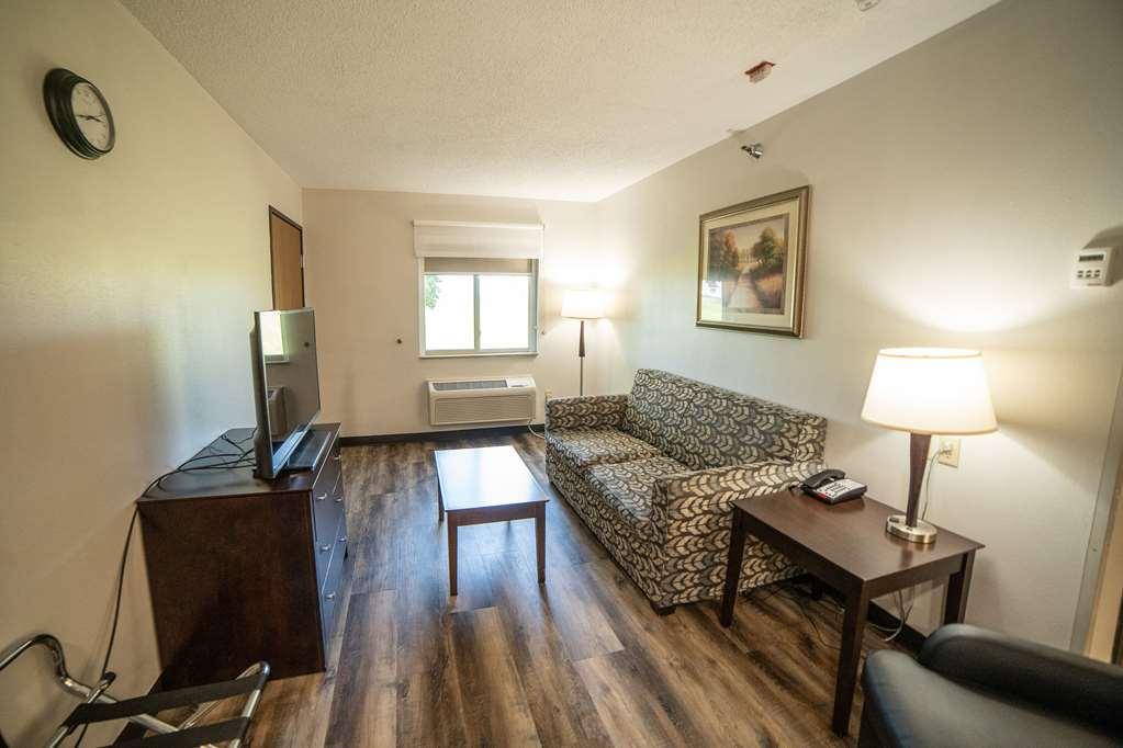 Quality Inn & Suites Watertown Near Prairie Lakes Ice Arena Habitación foto